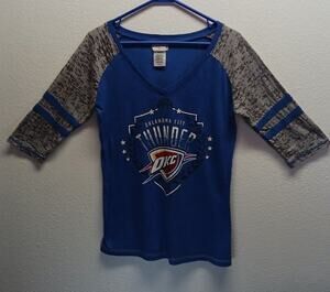 NBA OKC Thunder T-shirt l Size: M